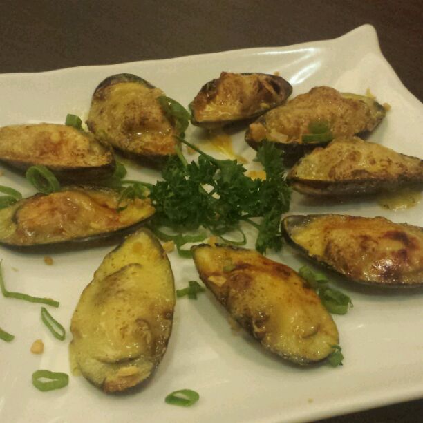 Baked Cheese Tahong